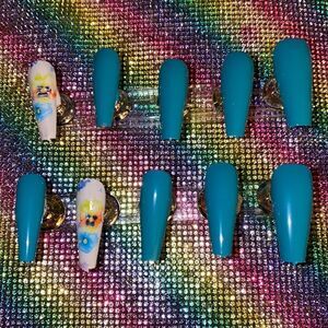 Coffin Press On Nails Also available in stiletto 3/$15😍Discounts on bundle only